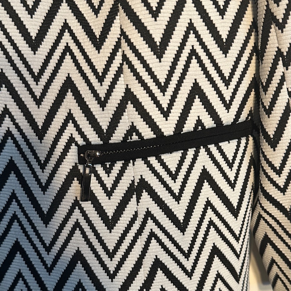 Kasper Women's Zigzag Patterned Lined Blazer Zipp… - image 4